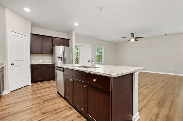 3164 Baylor Circle, Mcdonough, GA 30253