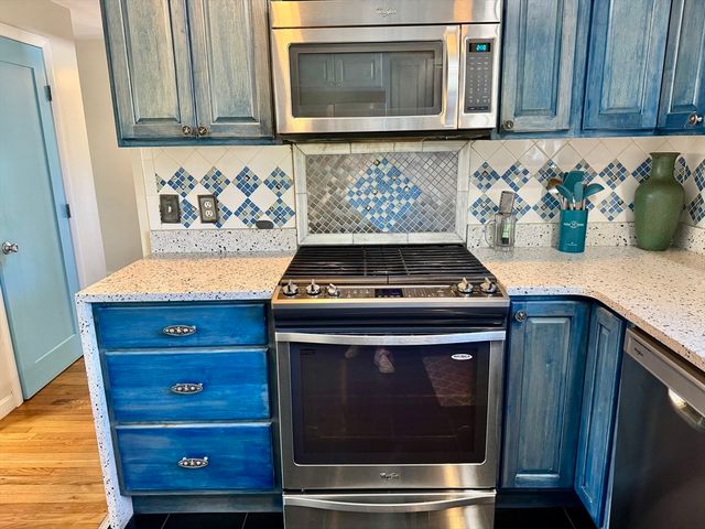99 Nantasket Avenue util incl, Hull, MA 02045