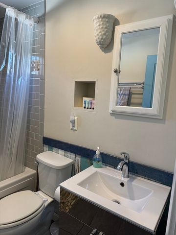 99 Nantasket Avenue util incl, Hull, MA 02045
