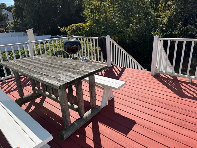 99 Nantasket Avenue util incl, Hull, MA 02045