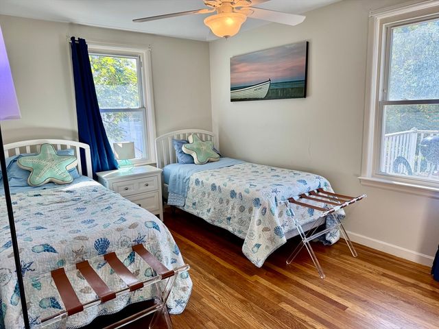 99 Nantasket Avenue util incl, Hull, MA 02045