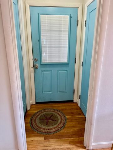 99 Nantasket Avenue util incl, Hull, MA 02045