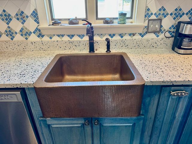 99 Nantasket Avenue util incl, Hull, MA 02045