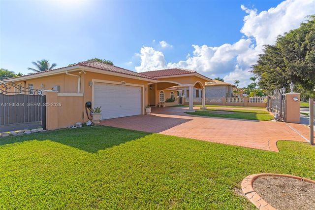 12700 SW 188th St, Miami, FL 33177