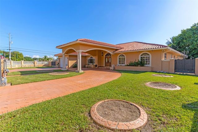 12700 SW 188th St, Miami, FL 33177