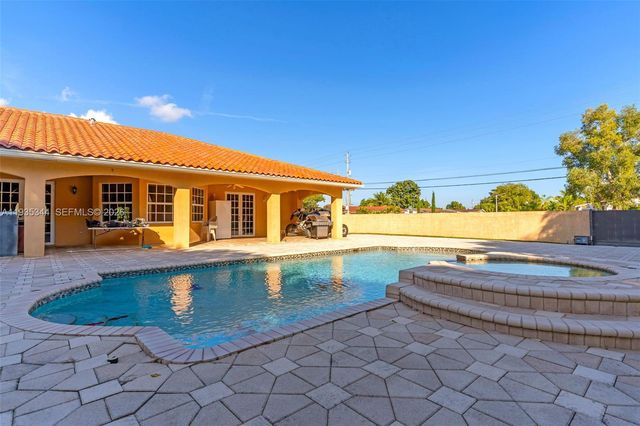 12700 SW 188th St, Miami, FL 33177