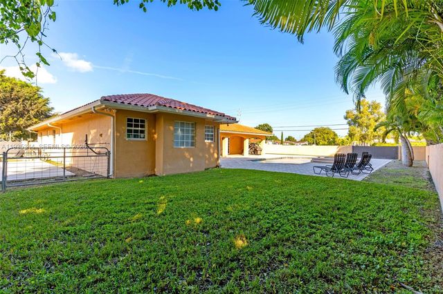 12700 SW 188th St, Miami, FL 33177