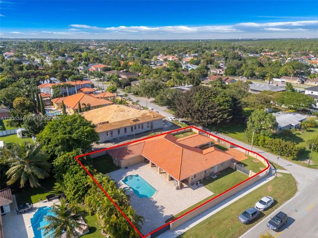 12700 SW 188th St, Miami, FL 33177