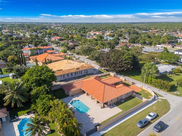 12700 SW 188th St, Miami, FL 33177