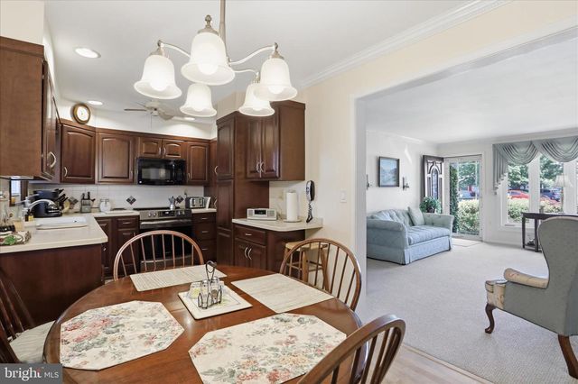 17933 OAK RIDGE DR, Hagerstown, MD 21740