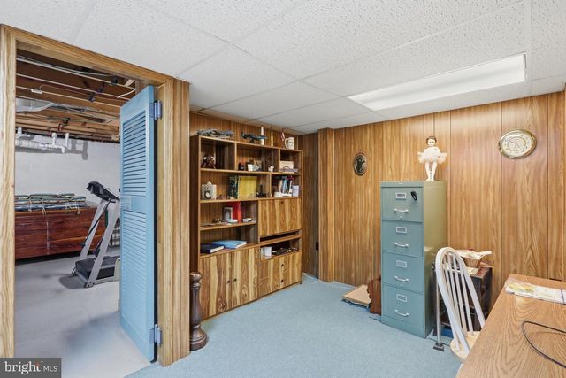17933 OAK RIDGE DR, Hagerstown, MD 21740