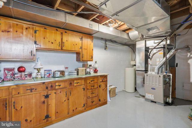 17933 OAK RIDGE DR, Hagerstown, MD 21740