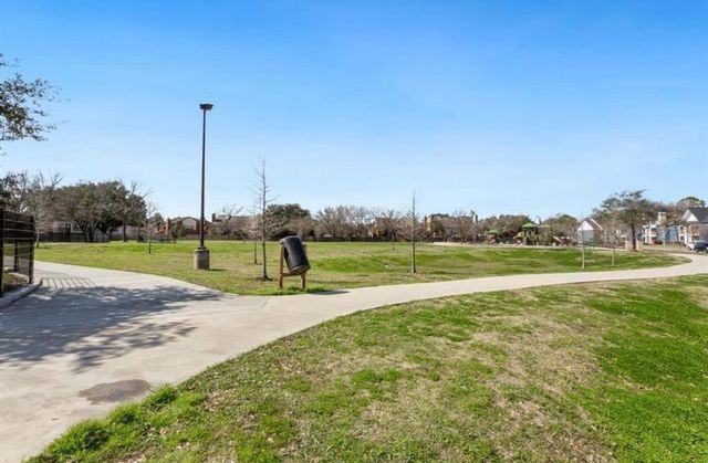 11623 Waldemar Drive, Houston, TX 77077