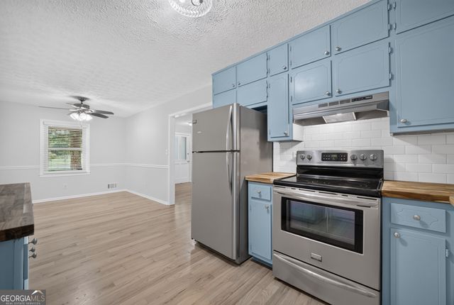 286 Windmill Pointe, Lawrenceville, GA 30044