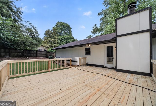 286 Windmill Pointe, Lawrenceville, GA 30044