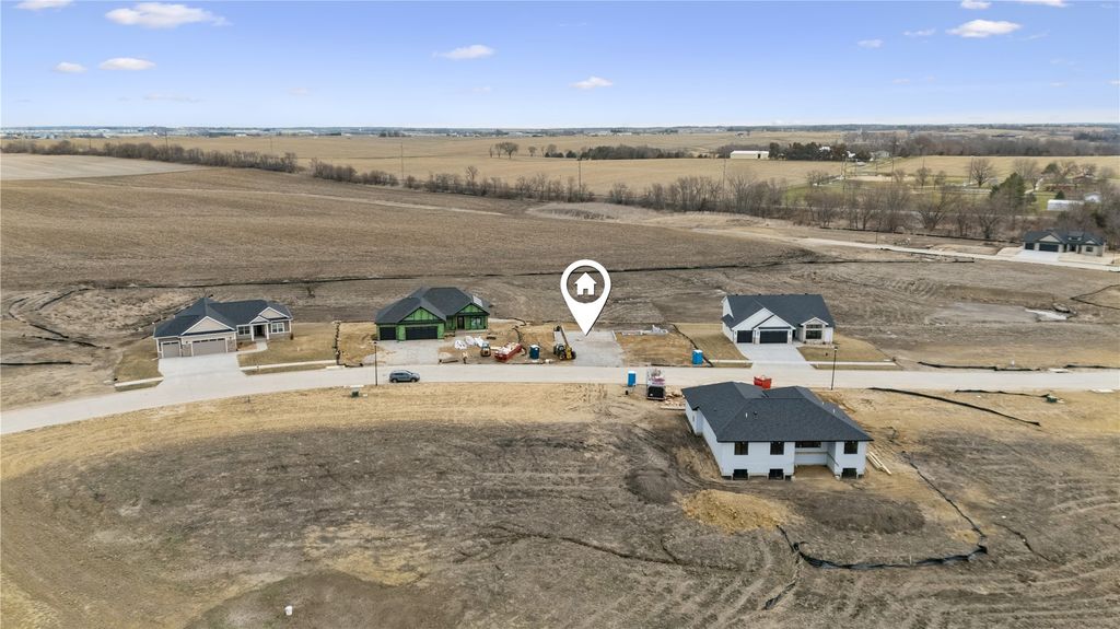 240 Howard Avenue NW, Swisher, IA 52338