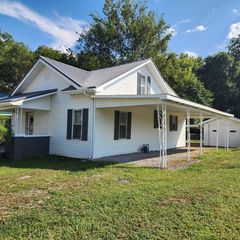 215 Depot St, Lawrenceburg, TN 38464