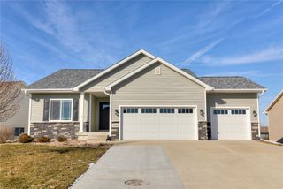 1916 3rd Avenue SW, Altoona, IA 50009