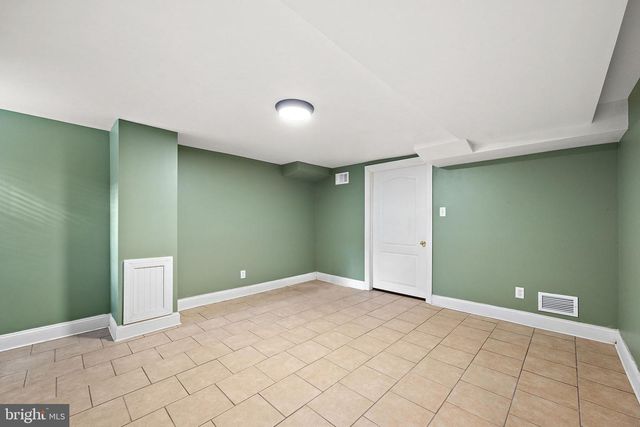 2117 GILLES ST, Wilmington, DE 19805