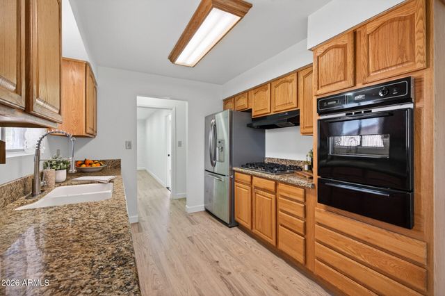 2822 E Yucca Street, Phoenix, AZ 85028