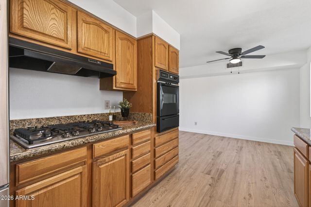 2822 E Yucca Street, Phoenix, AZ 85028