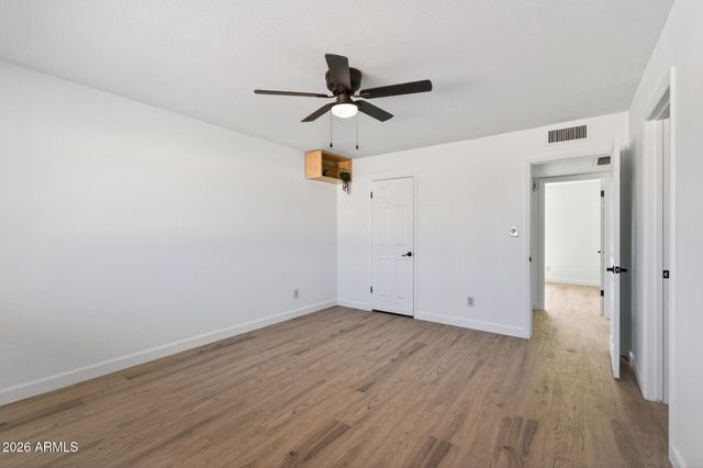 2822 E Yucca Street, Phoenix, AZ 85028