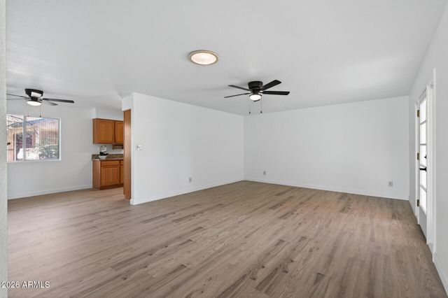 2822 E Yucca Street, Phoenix, AZ 85028