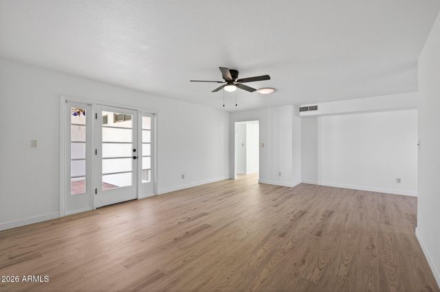 2822 E Yucca Street, Phoenix, AZ 85028