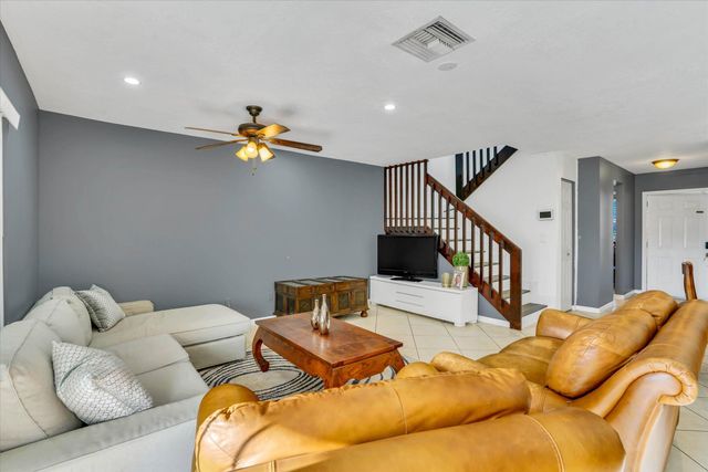 7357 NW 34th Street 7357, Lauderhill, FL 33319