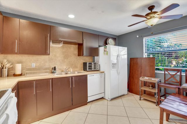 7357 NW 34th Street 7357, Lauderhill, FL 33319