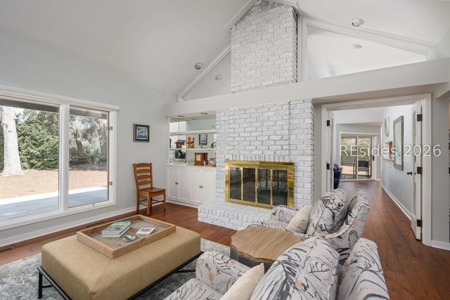 24 Royal Crest Dr, Hilton Head Island, SC 29928