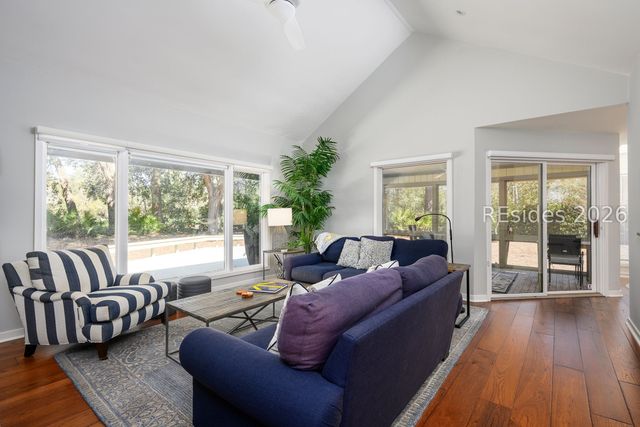 24 Royal Crest Dr, Hilton Head Island, SC 29928