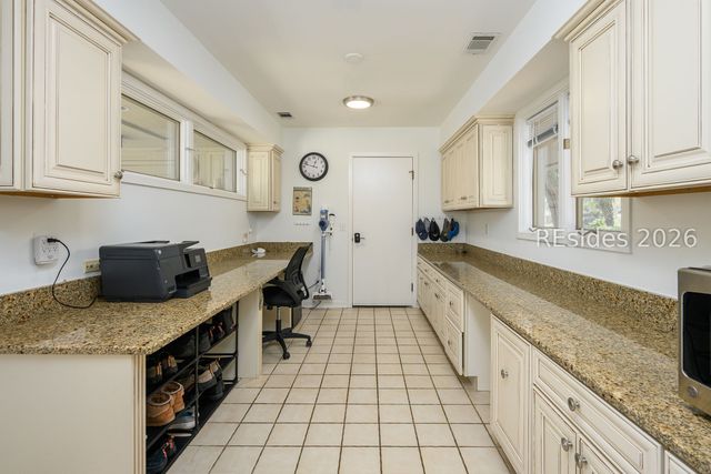 24 Royal Crest Dr, Hilton Head Island, SC 29928