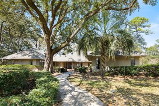 24 Royal Crest Dr, Hilton Head Island, SC 29928