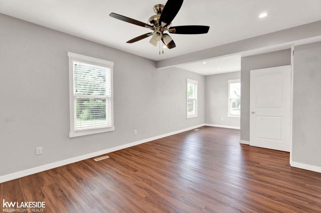 42040 Ryan Road, Sterling Heights, MI 48314