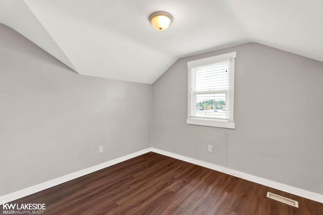 42040 Ryan Road, Sterling Heights, MI 48314