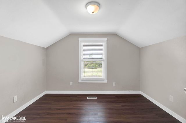 42040 Ryan Road, Sterling Heights, MI 48314