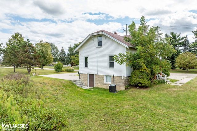 42040 Ryan Road, Sterling Heights, MI 48314