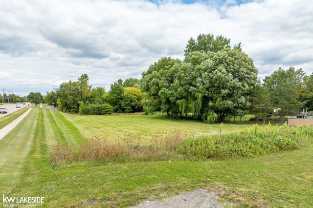 42040 Ryan Road, Sterling Heights, MI 48314