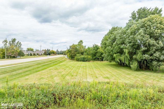 42040 Ryan Road, Sterling Heights, MI 48314