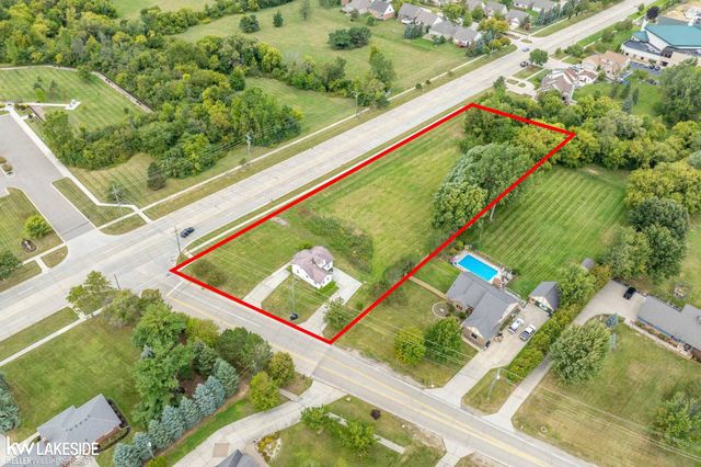 42040 Ryan Road, Sterling Heights, MI 48314