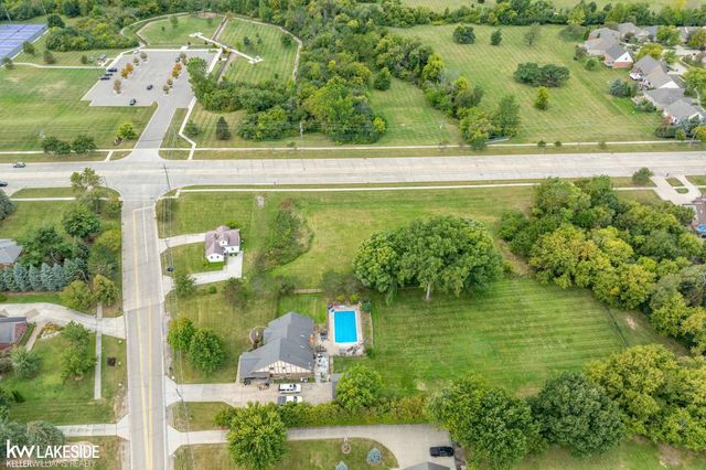 42040 Ryan Road, Sterling Heights, MI 48314