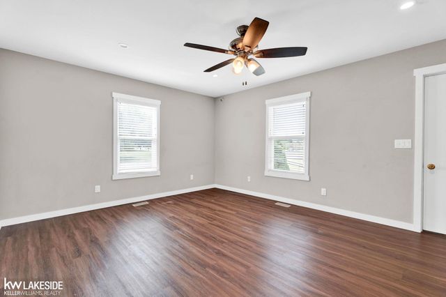 42040 Ryan Road, Sterling Heights, MI 48314