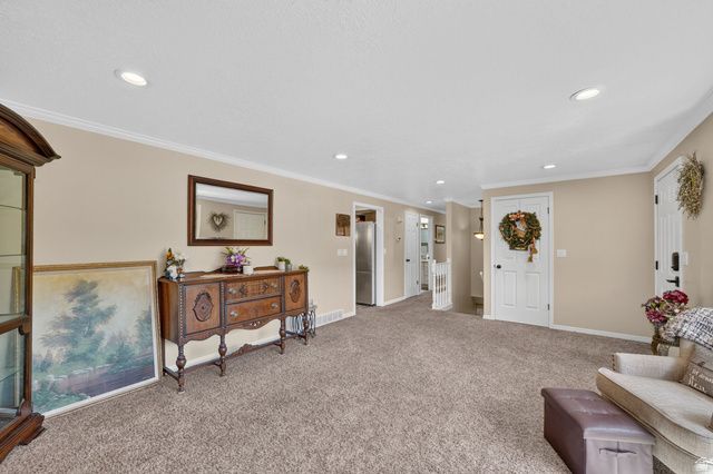 140 E 600 N, Kaysville, UT 84037