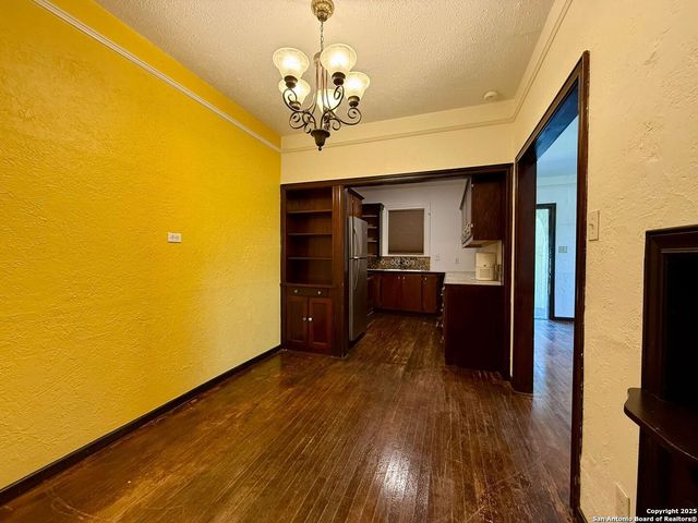 810 W Craig Pl Unit 103, San Antonio, TX 78212