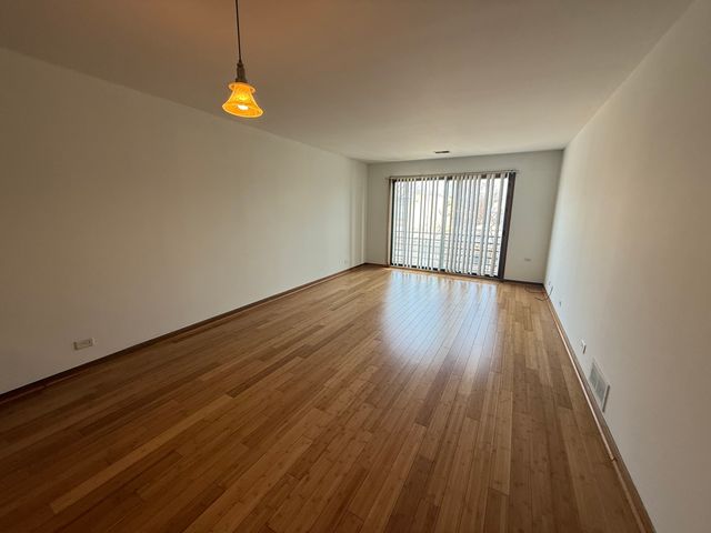 7412 N Western Avenue 3N, Chicago, IL 60645