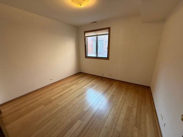 7412 N Western Avenue 3N, Chicago, IL 60645