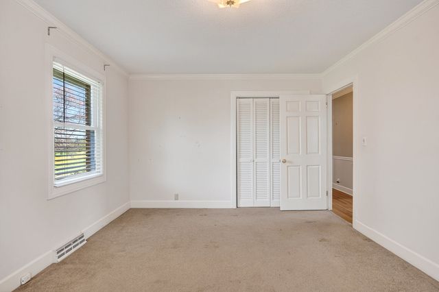 530 W Main St, Smithville, TN 37166