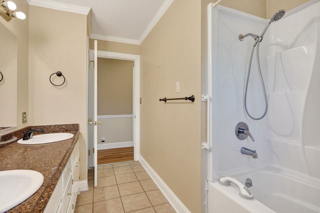 530 W Main St, Smithville, TN 37166