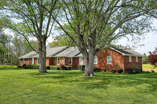 530 W Main St, Smithville, TN 37166